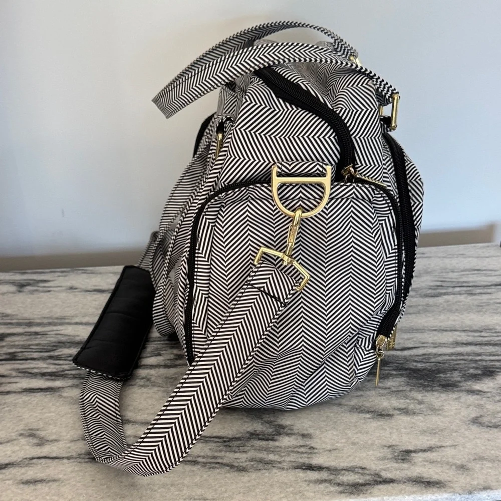 Ju-Ju-Be Black and White Chevron Diaper Bag with Gold Accent